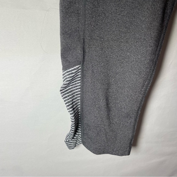 FREE ADD ON ITEM 🖤 Tuff Athletics 5/8 Leggings - S - Picture 4 of 5